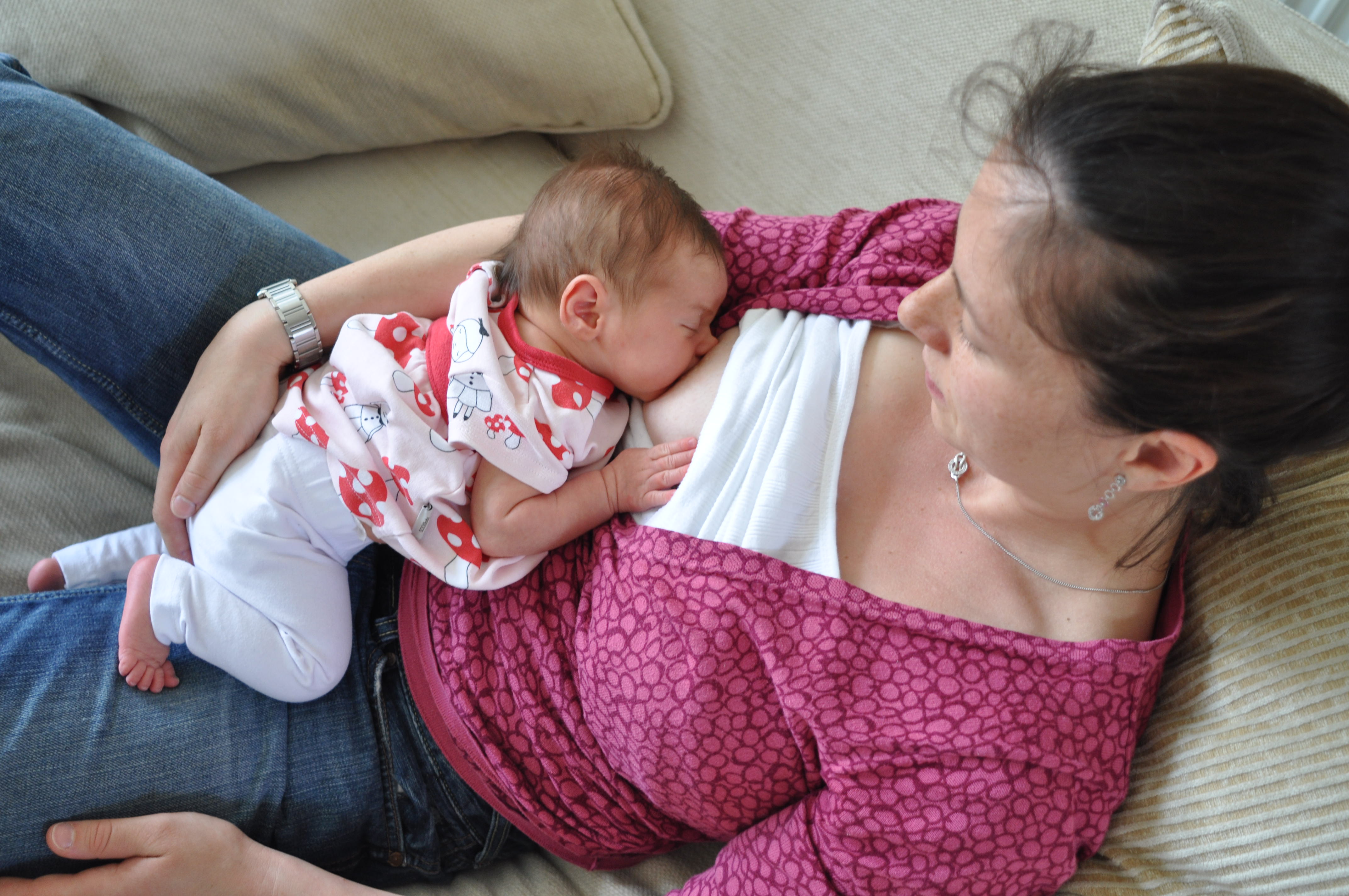 Breastfeeding With Large Breasts