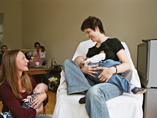 two mums breastfeeding