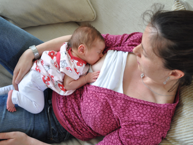 Breastfeeding Positions: Which Are Best For You? | Baby & Toddler ...