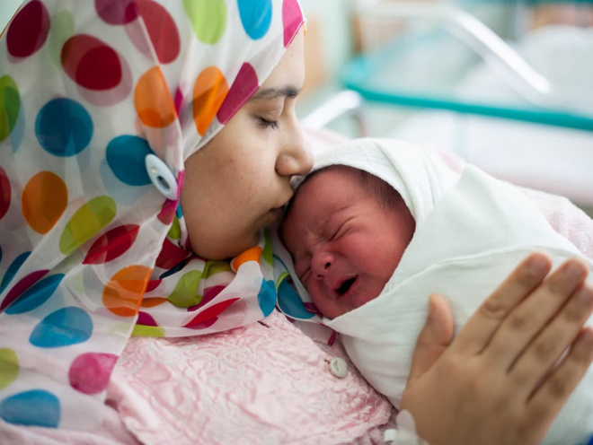 Newborn baby sale crying at night